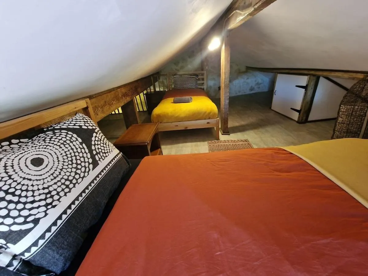 Organic And Artistic Home Payrignac Vakantiehuis