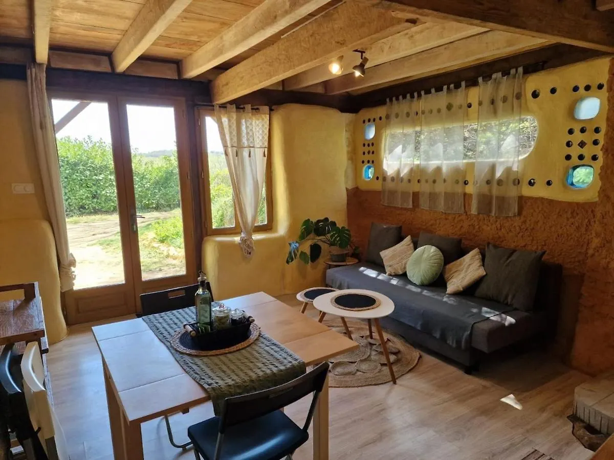 Organic And Artistic Home Payrignac